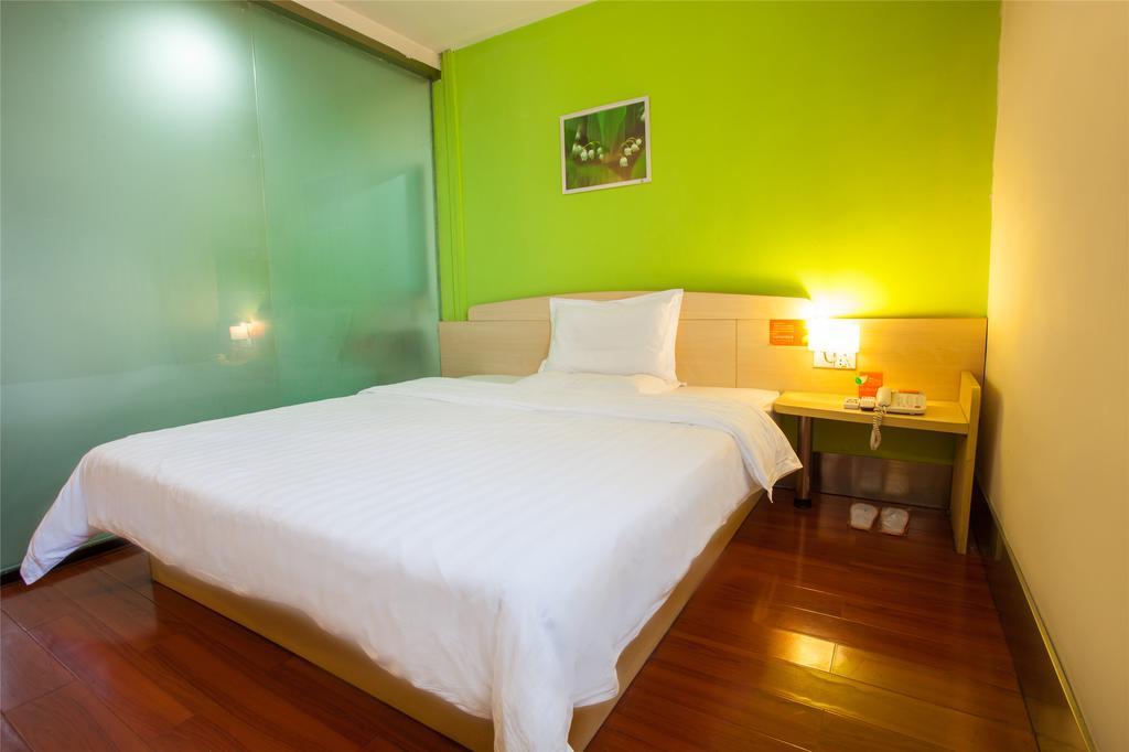 7Days Inn Guangzhou Nonglinxia Road Ouzhuang Subway Station ภายนอก รูปภาพ