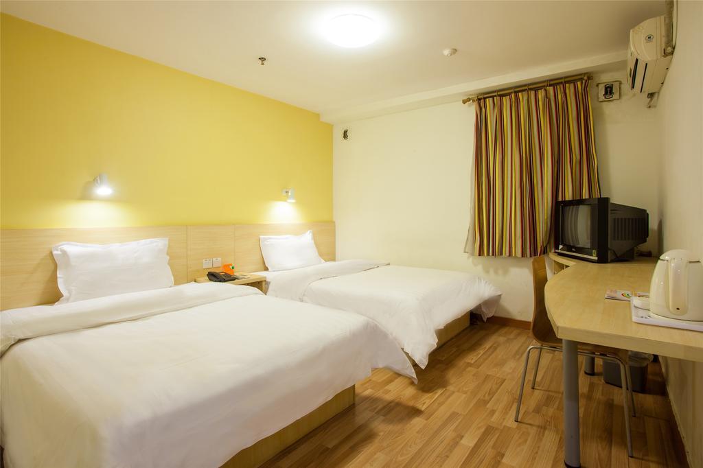7Days Inn Guangzhou Nonglinxia Road Ouzhuang Subway Station ภายนอก รูปภาพ