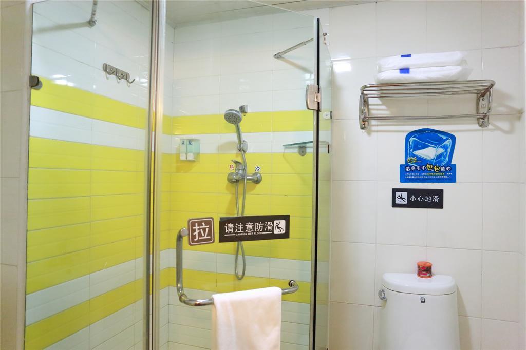 7Days Inn Guangzhou Nonglinxia Road Ouzhuang Subway Station ภายนอก รูปภาพ