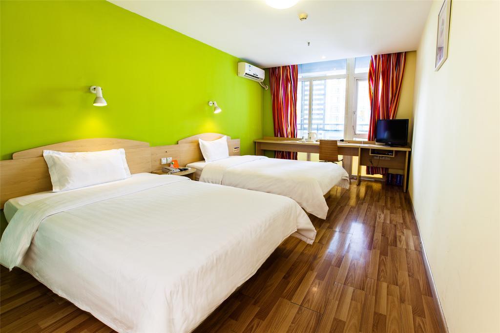 7Days Inn Guangzhou Nonglinxia Road Ouzhuang Subway Station ภายนอก รูปภาพ